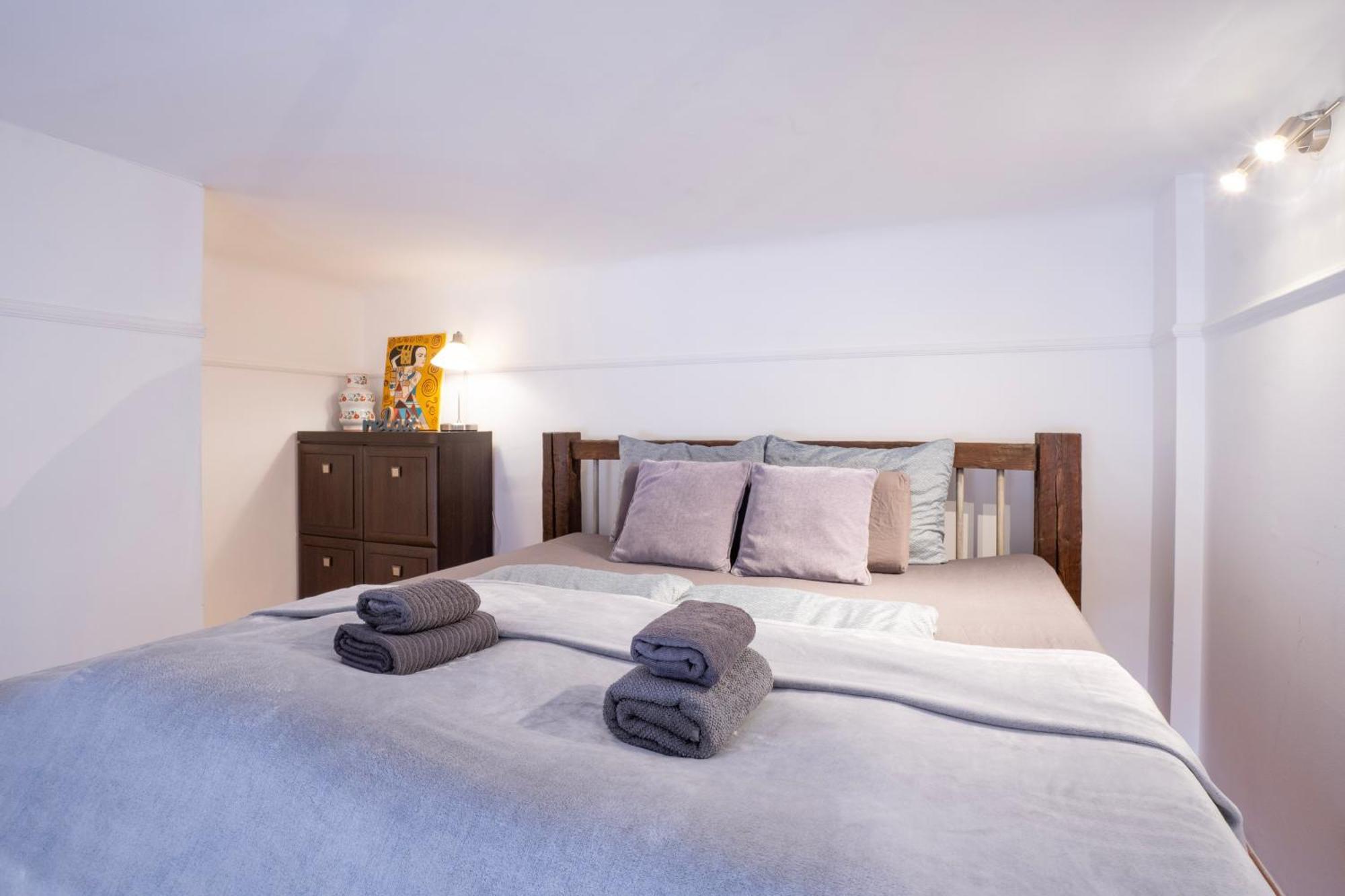 Cedar Inn Budapest - Palace District Ngoại thất bức ảnh